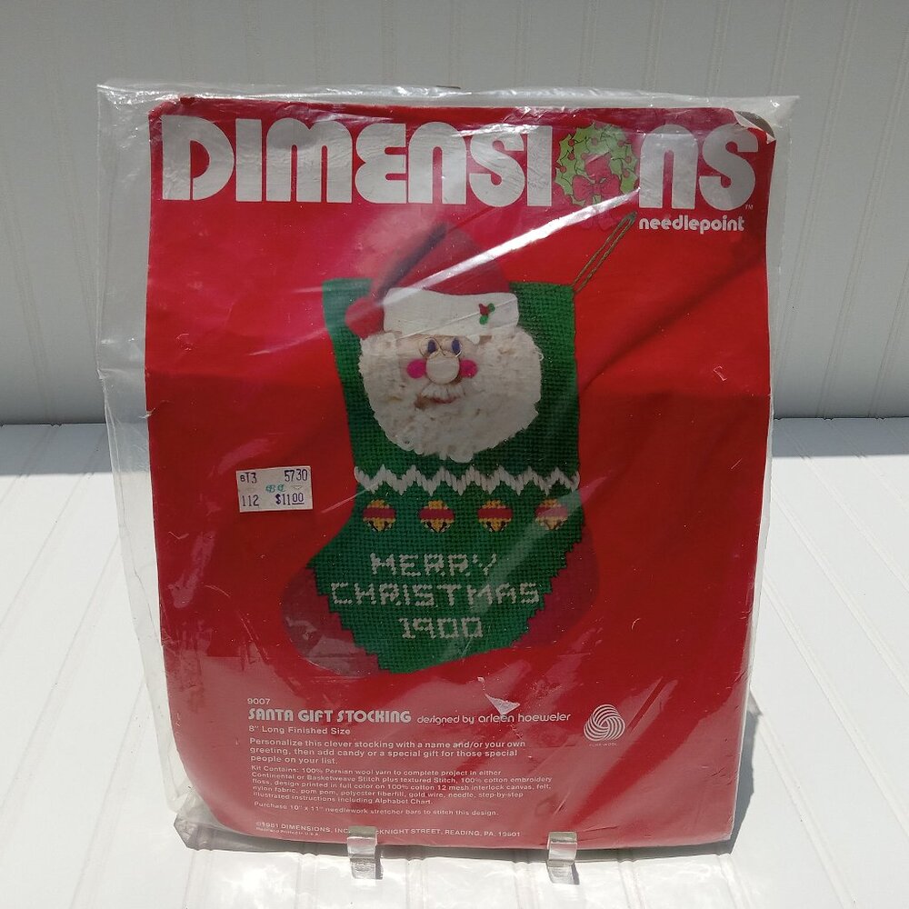 DIMENSIONS Santa Claus Needlepoint Stocking Small 9007 Cross Stitch Vintage NEW